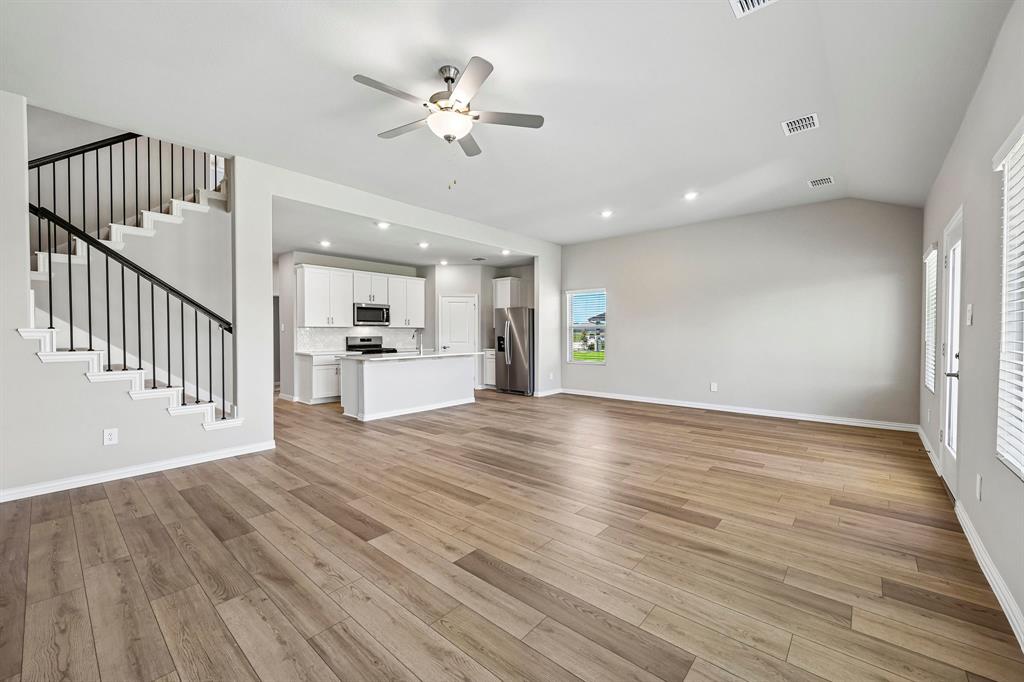 Photo is not of the actual home, but is an inspirational photo of builder’s model home and may depict options, furnishings, and/or decorator features that are not included.