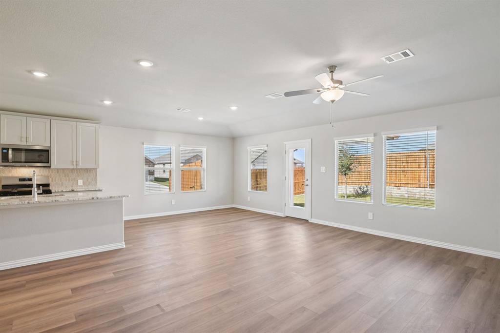 Photo is not of the actual home, but is an inspirational photo of builder’s model home and may depict options, furnishings, and/or decorator features that are not included.