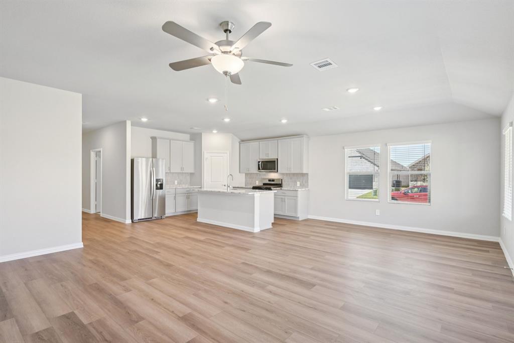 Photo is not of the actual home, but is an inspirational photo of builder’s model home and may depict options, furnishings, and/or decorator features that are not included.
