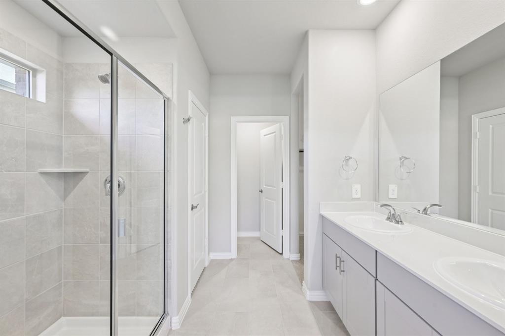 Photo is not of the actual home, but is an inspirational photo of builder’s model home and may depict options, furnishings, and/or decorator features that are not included.