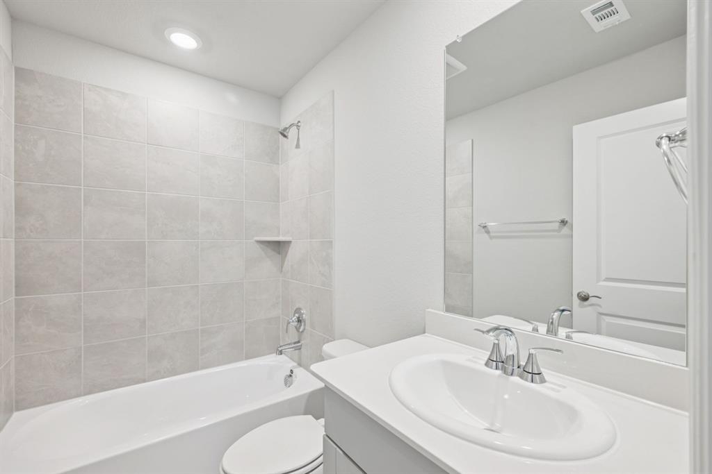 Photo is not of the actual home, but is an inspirational photo of builder’s model home and may depict options, furnishings, and/or decorator features that are not included.