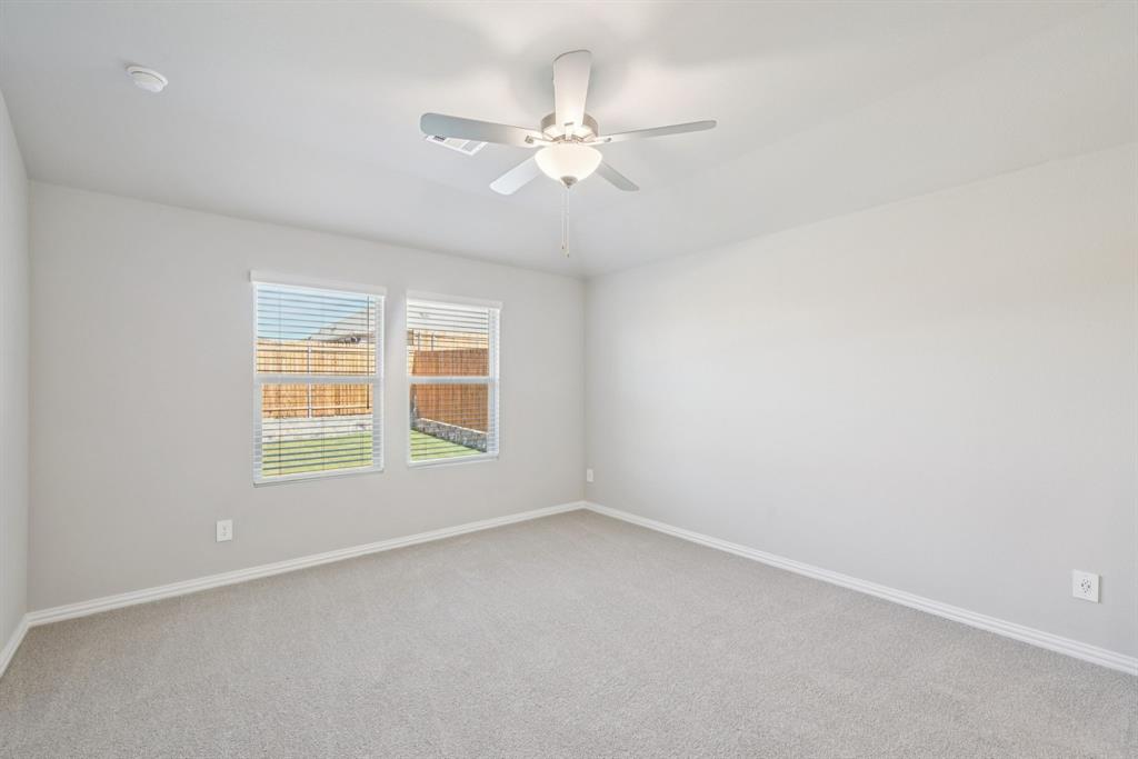 Photo is not of the actual home, but is an inspirational photo of builder’s model home and may depict options, furnishings, and/or decorator features that are not included.
