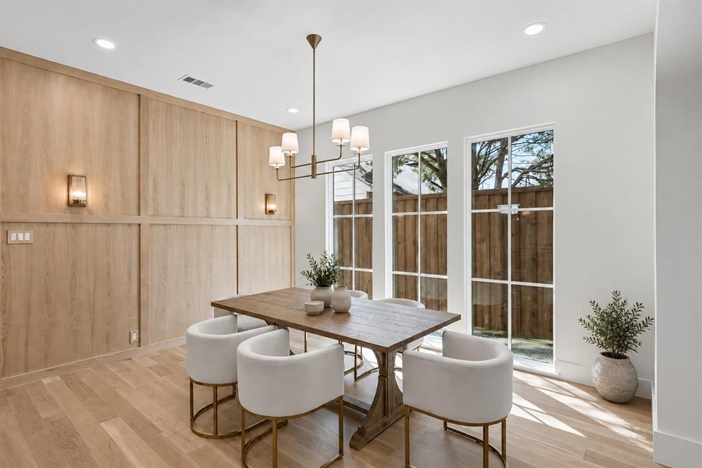8723 Forest Hills Boulevard, Dallas, TX 75218