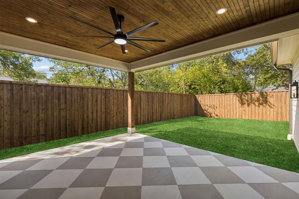 8723 Forest Hills Boulevard, Dallas, TX 75218