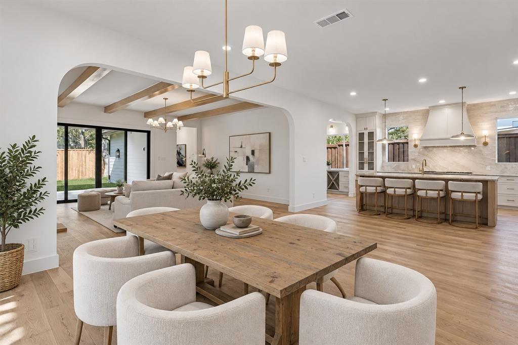 8723 Forest Hills Boulevard, Dallas, TX 75218