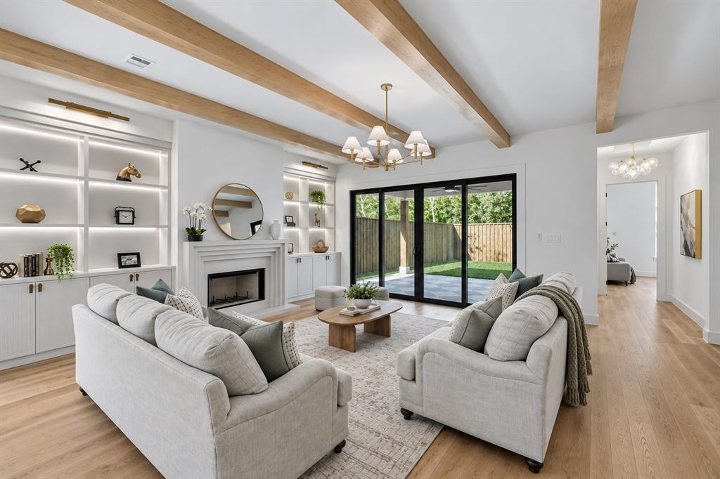 8723 Forest Hills Boulevard, Dallas, TX 75218
