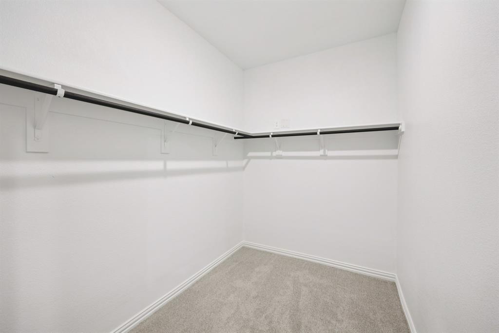 Photo is not of the actual home, but is an inspirational photo of builder’s model home and may depict options, furnishings, and/or decorator features that are not included.