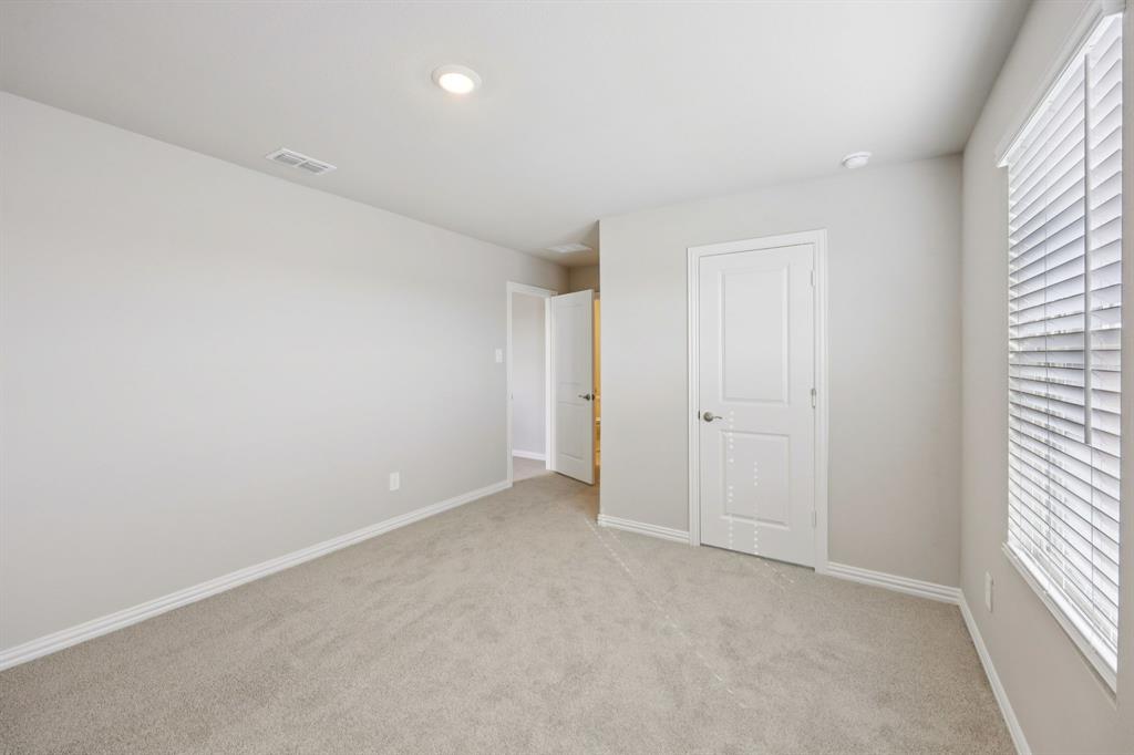 Photo is not of the actual home, but is an inspirational photo of builder’s model home and may depict options, furnishings, and/or decorator features that are not included.