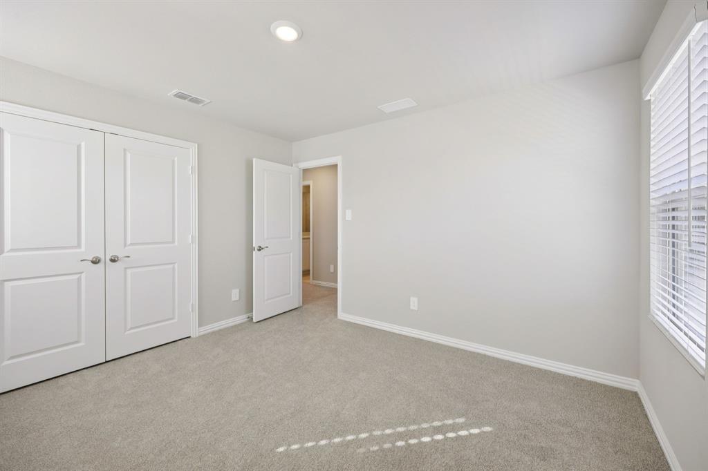 Photo is not of the actual home, but is an inspirational photo of builder’s model home and may depict options, furnishings, and/or decorator features that are not included.