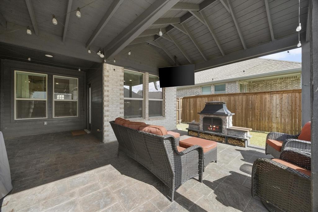 6122 Poolside Way, Royse City, TX 75189