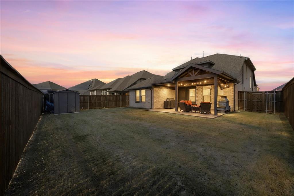 6122 Poolside Way, Royse City, TX 75189