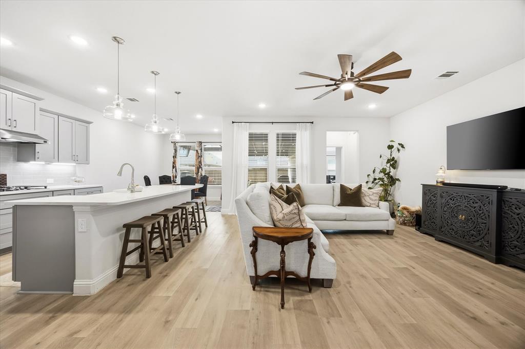 6122 Poolside Way, Royse City, TX 75189