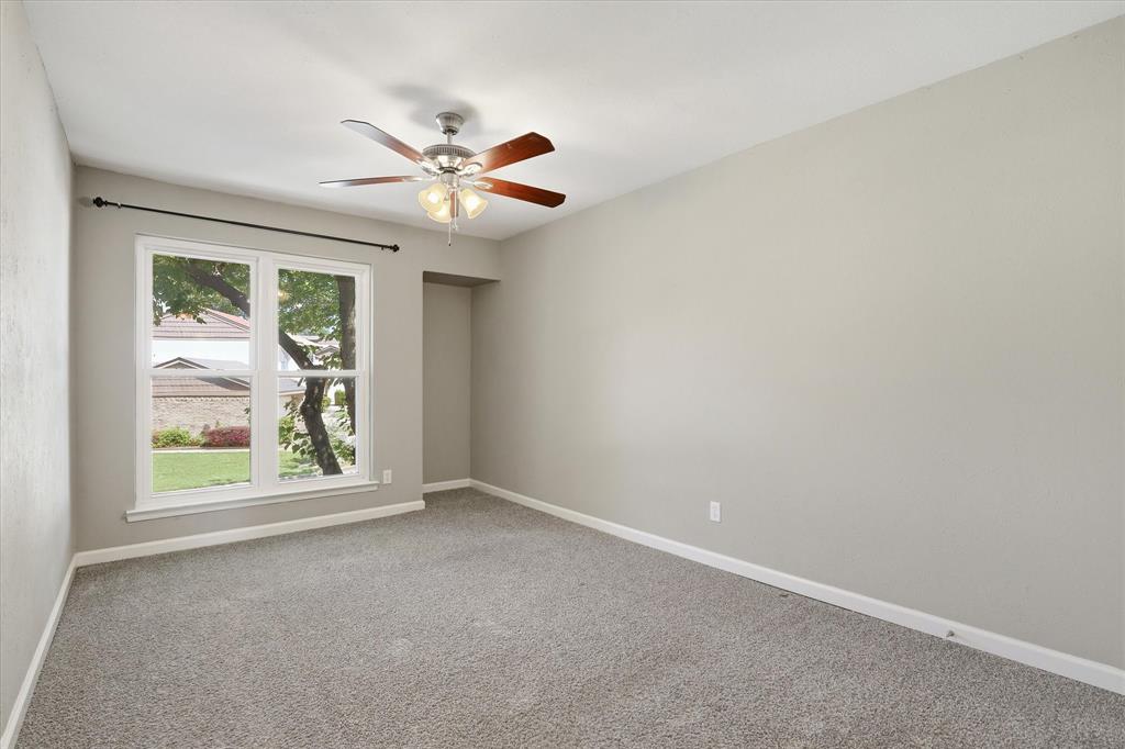 828 Pebble Beach Drive, Garland, TX 75043
