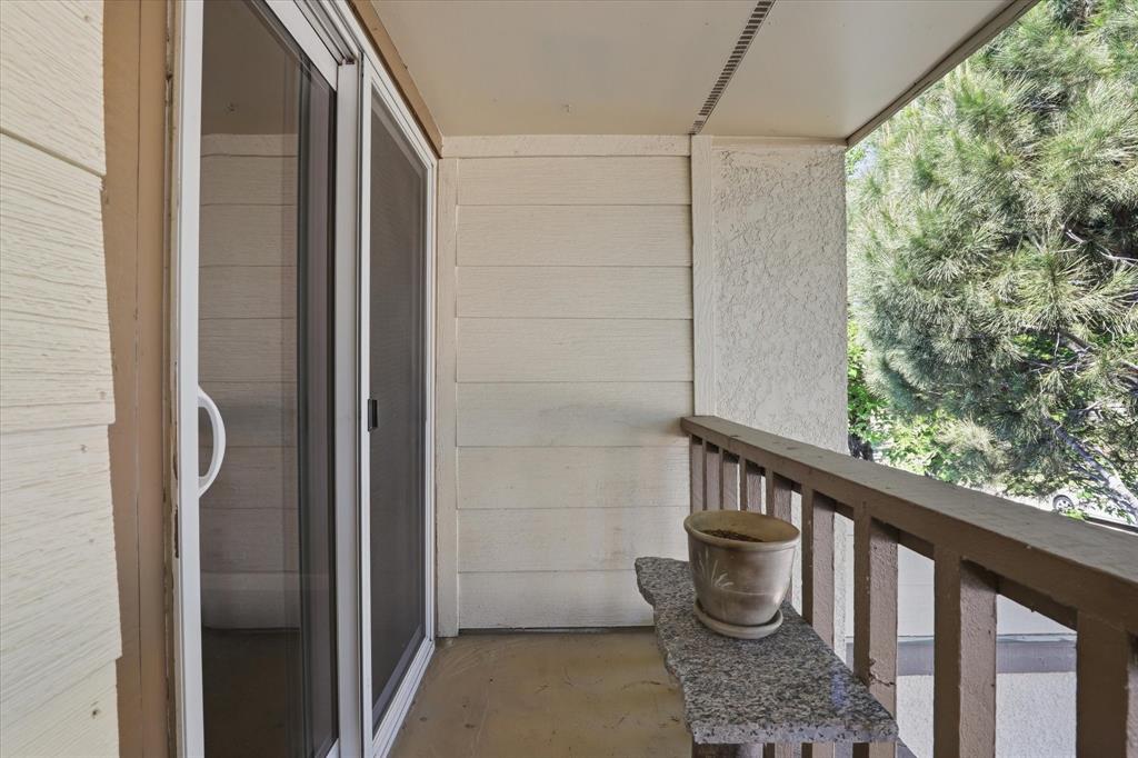 828 Pebble Beach Drive, Garland, TX 75043