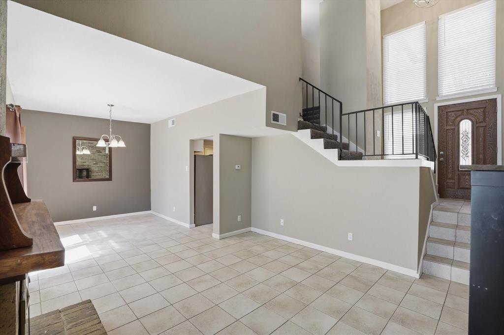 828 Pebble Beach Drive, Garland, TX 75043
