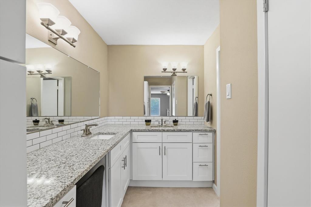 828 Pebble Beach Drive, Garland, TX 75043