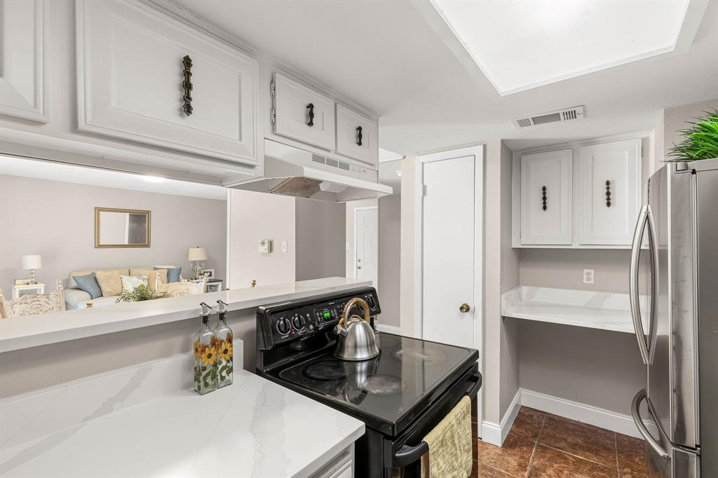 5809 Harvest Hill Road, #2055, Dallas, TX 75230