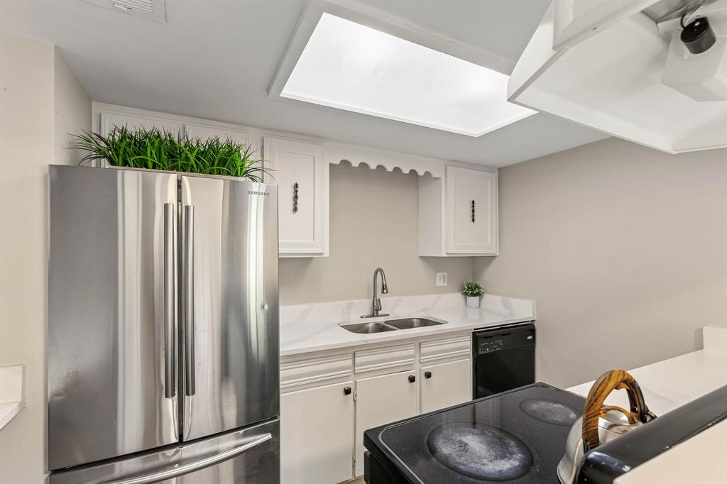 5809 Harvest Hill Road, #2055, Dallas, TX 75230