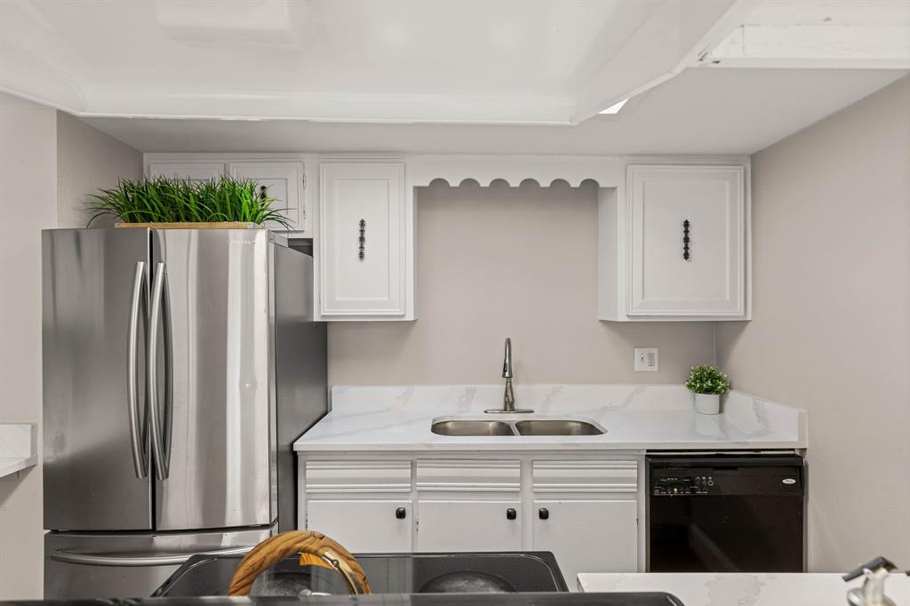 5809 Harvest Hill Road, #2055, Dallas, TX 75230