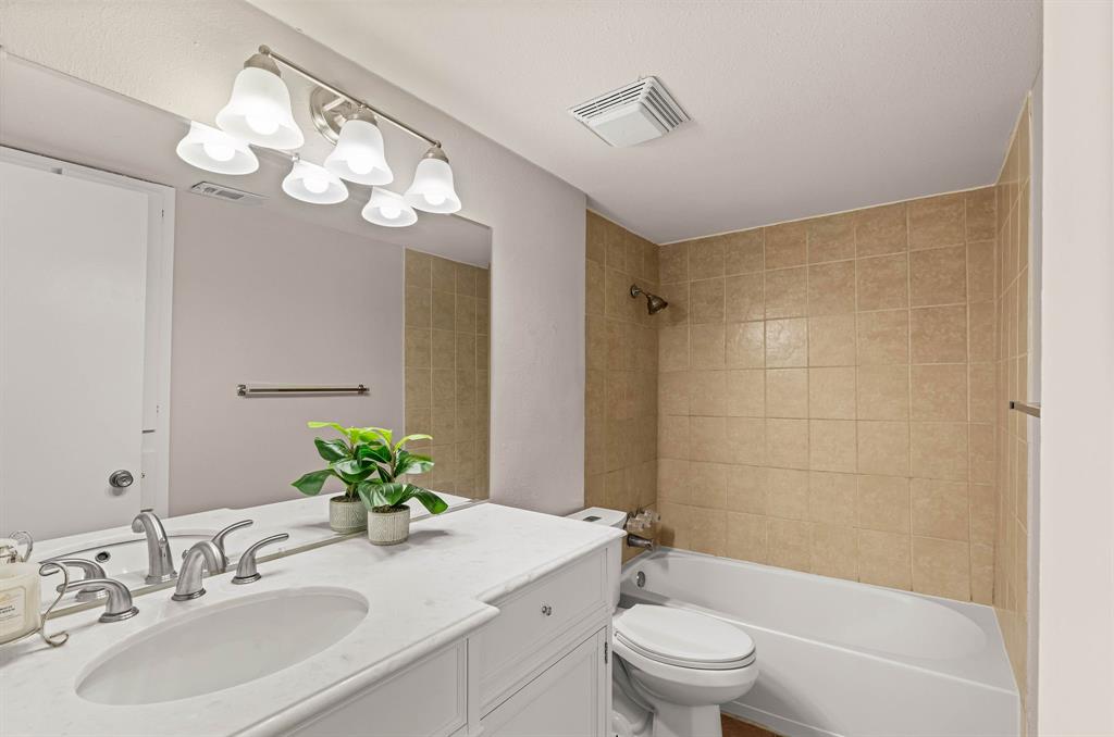 5809 Harvest Hill Road, #2055, Dallas, TX 75230