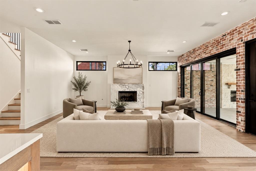 5735 Goodwin Avenue, Dallas, TX 75206