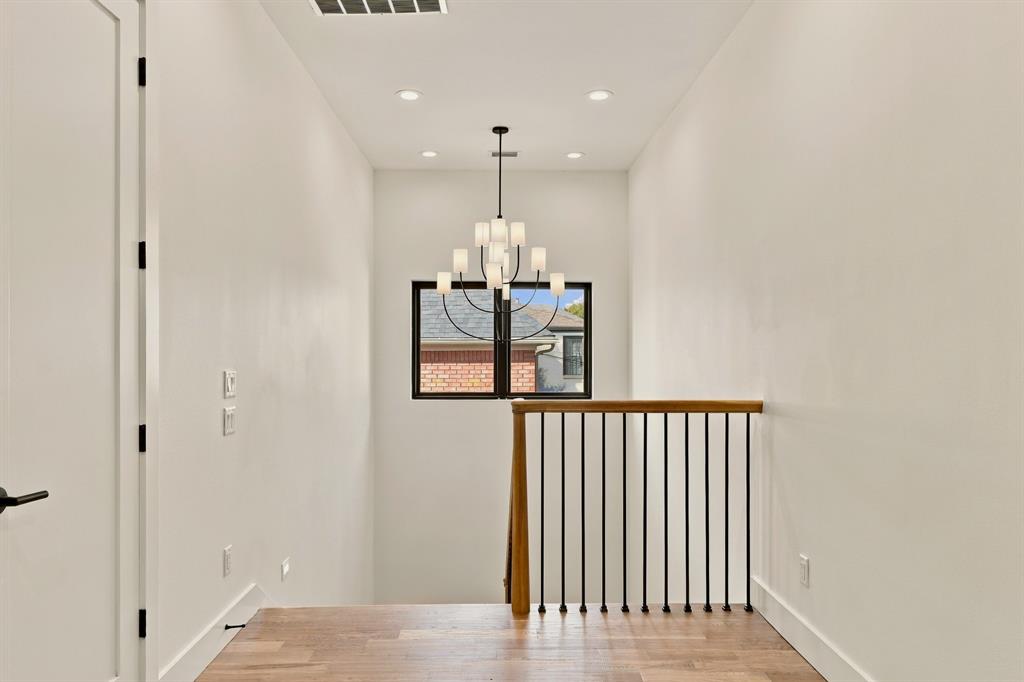 5735 Goodwin Avenue, Dallas, TX 75206