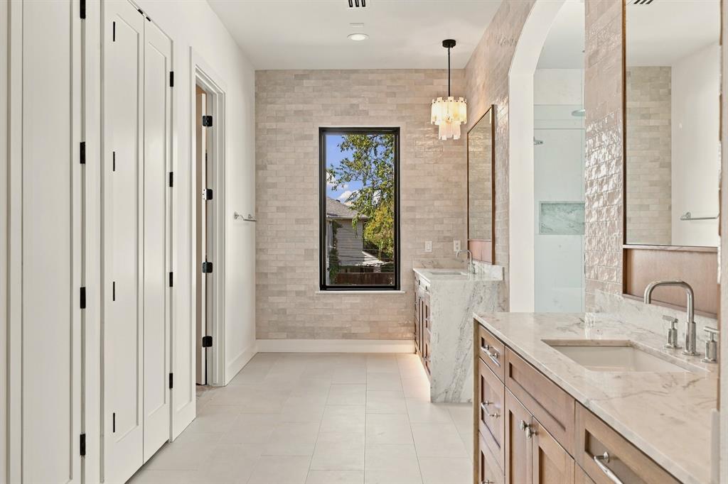 5735 Goodwin Avenue, Dallas, TX 75206