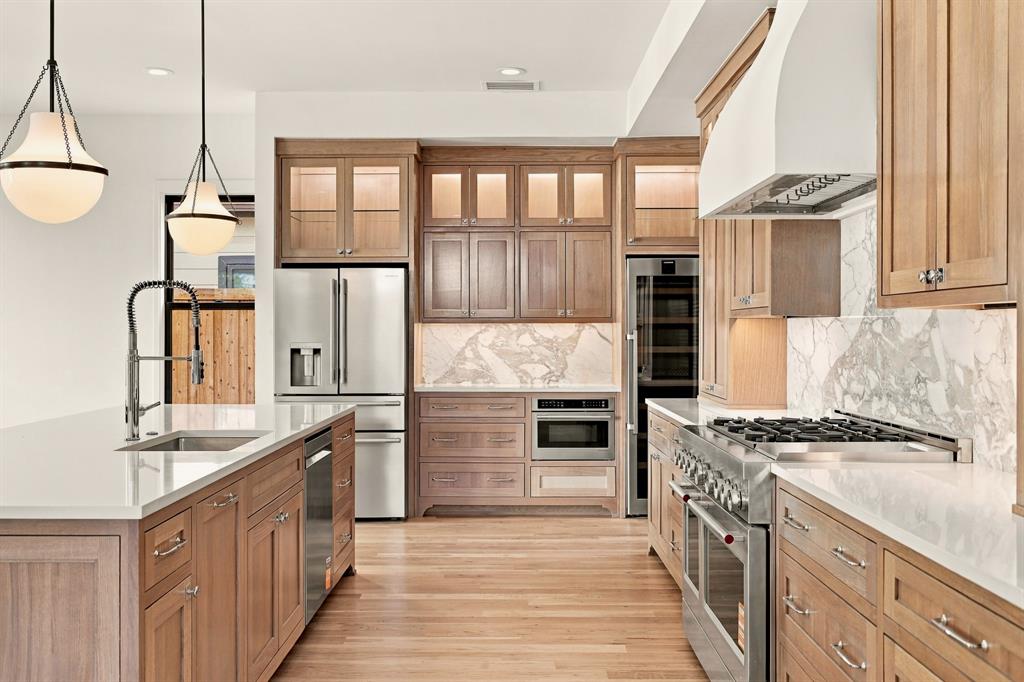 5735 Goodwin Avenue, Dallas, TX 75206