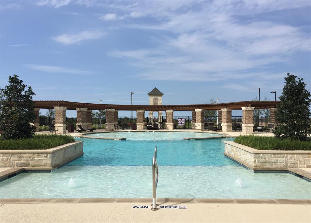 Miramonte community swimming pool