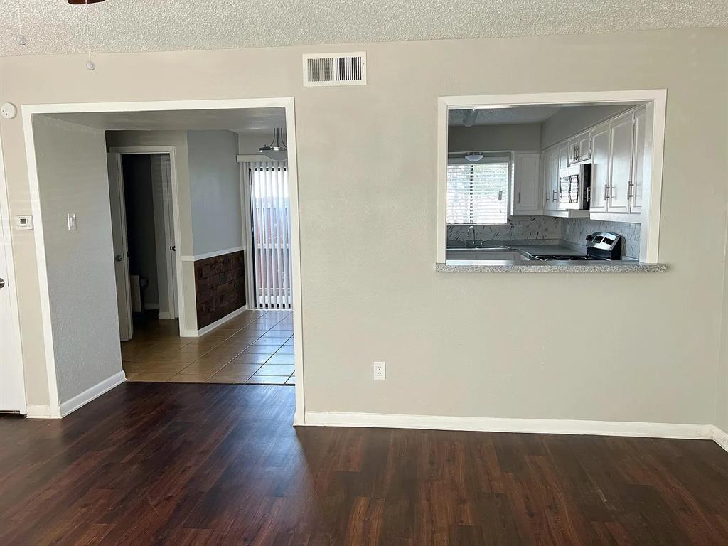 514 E Belt Line Road, #A1, DeSoto, TX 75115