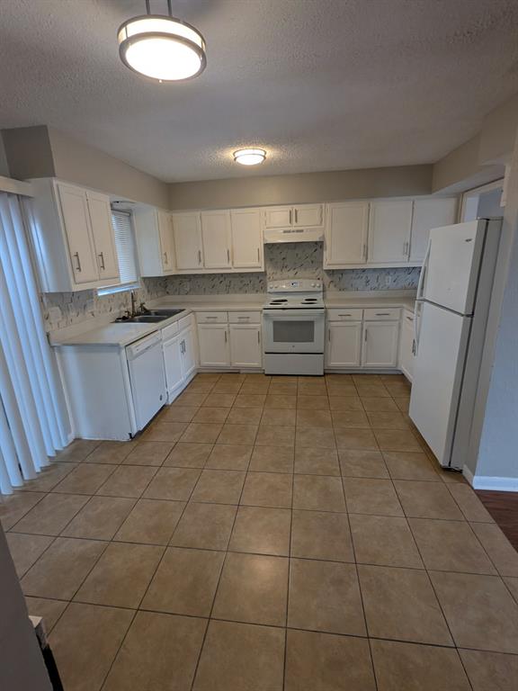 514 E Belt Line Road, #A1, DeSoto, TX 75115