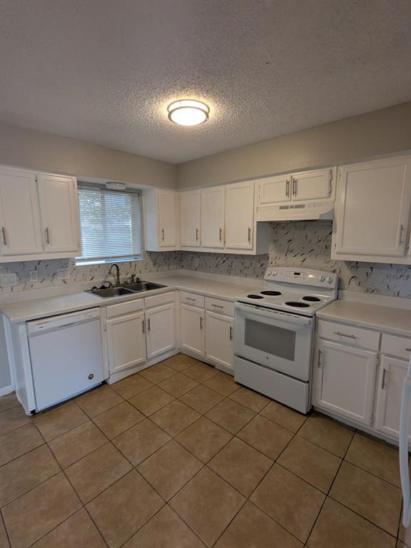 514 E Belt Line Road, #A1, DeSoto, TX 75115