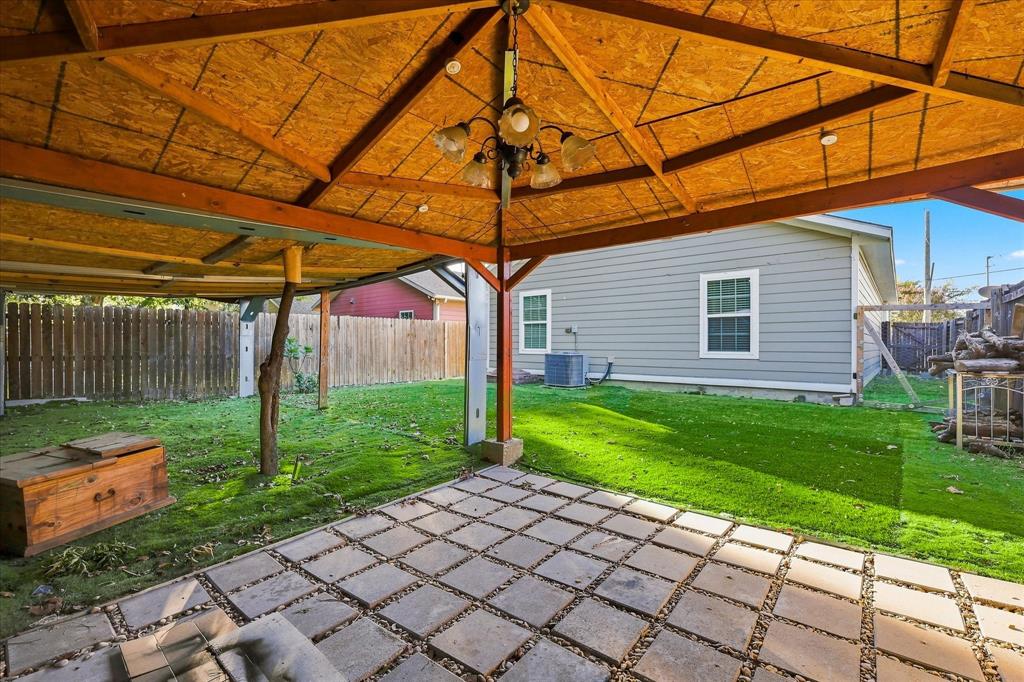 1735 Mcbroom Street, Dallas, TX 75212