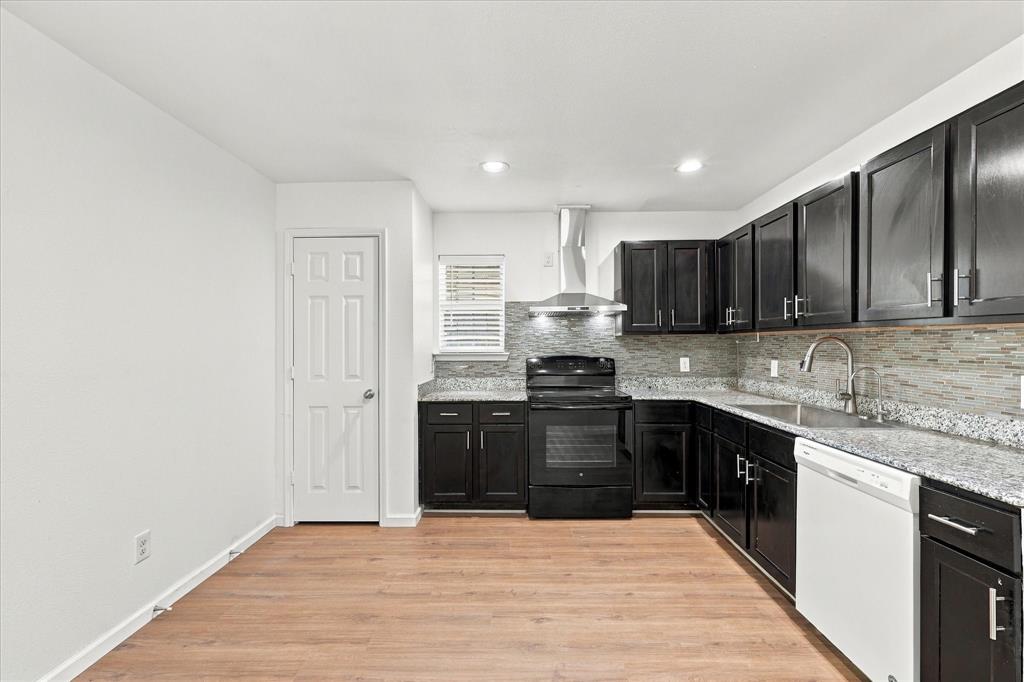 1735 Mcbroom Street, Dallas, TX 75212