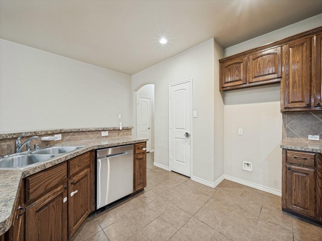 1513 Enchanted Rock Trail, McKinney, TX 75072