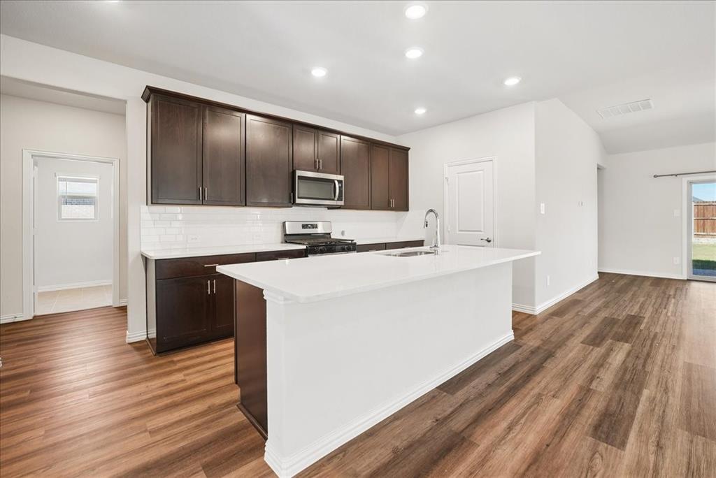 671 Briar Drive, Lavon, TX 75166