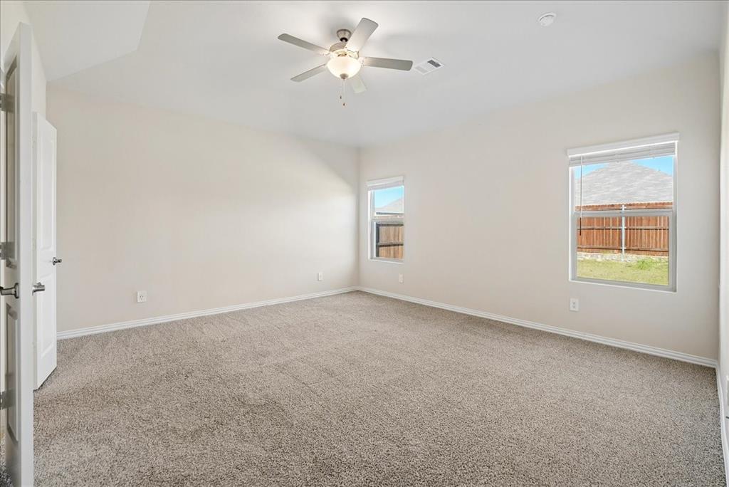 671 Briar Drive, Lavon, TX 75166