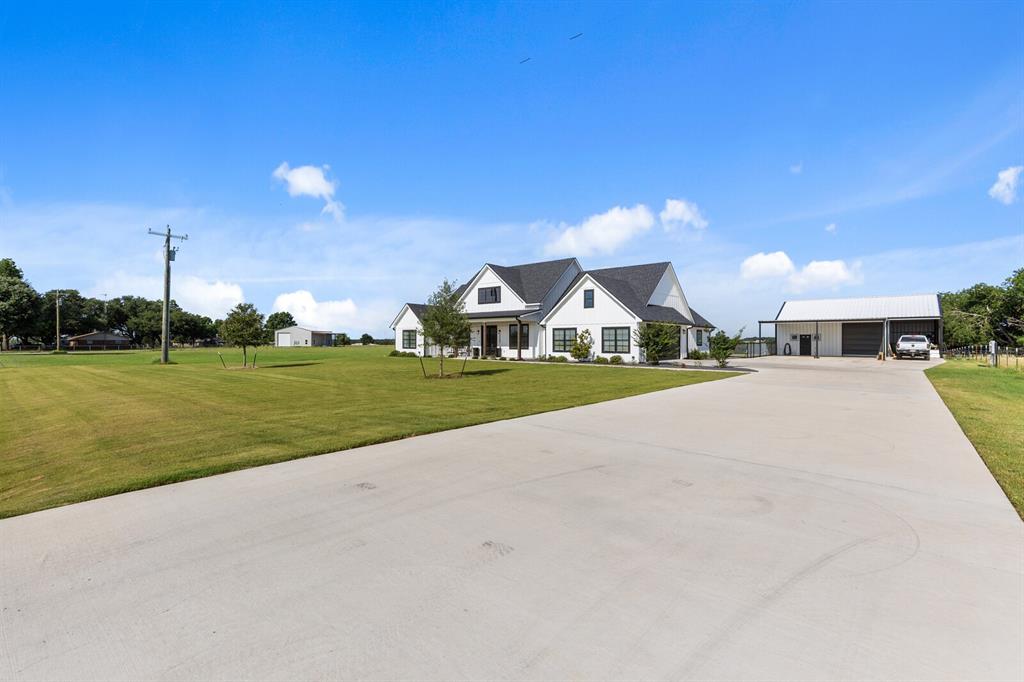 11683 Old Dallas Road, West, TX 76691
