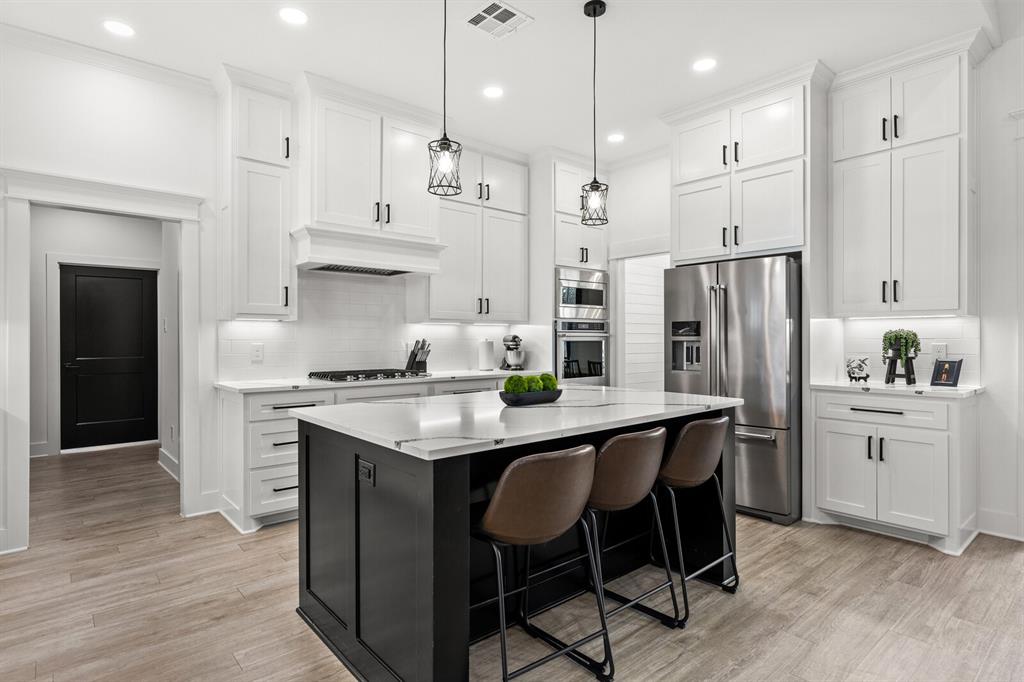 11683 Old Dallas Road, West, TX 76691