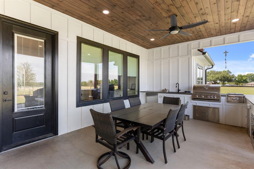 11683 Old Dallas Road, West, TX 76691