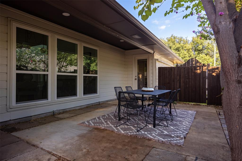 7736 Bantry Lane, Dallas, TX 75248