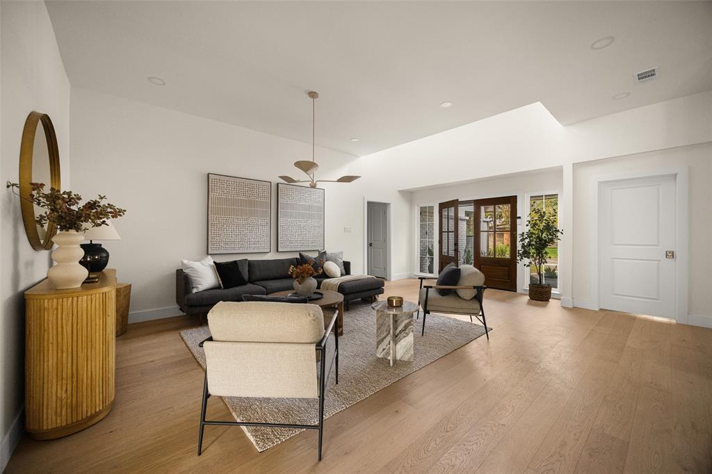7736 Bantry Lane, Dallas, TX 75248