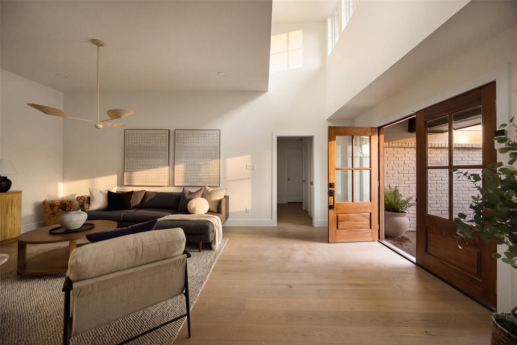 7736 Bantry Lane, Dallas, TX 75248