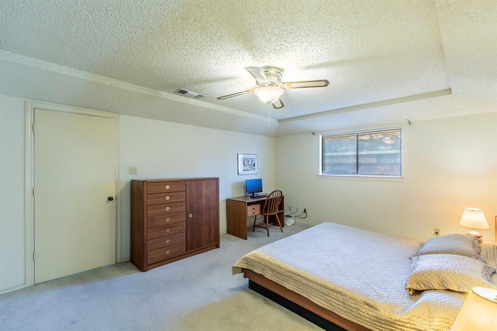 618 Meadowbrooke Drive, Duncanville, TX 75137