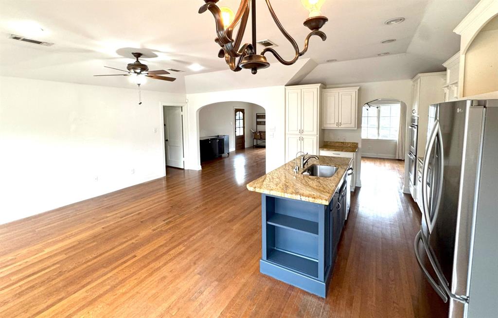 4807 Elsby Avenue, Dallas, TX 75209 4807 Elsby Avenue, Dallas, TX 75209