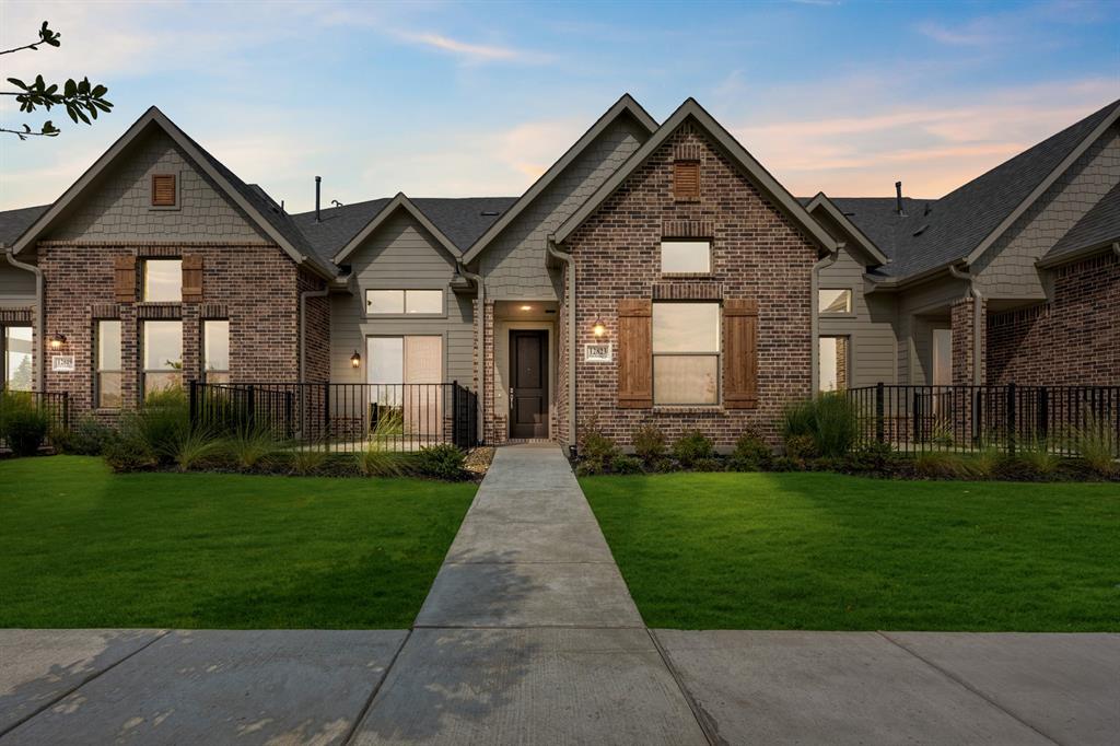 12823 Pine Ridge Trail, Rowlett, TX 75089