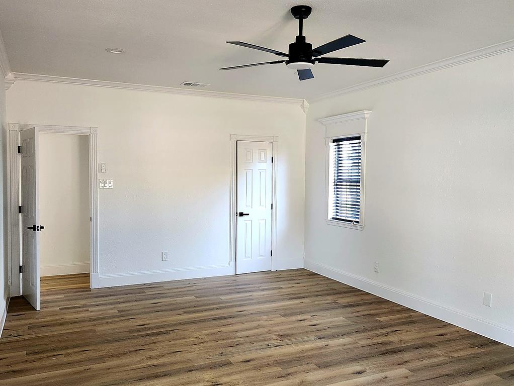 549 Pierce Road, Red Oak, TX 75154