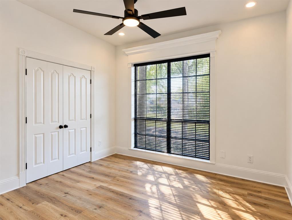 549 Pierce Road, Red Oak, TX 75154