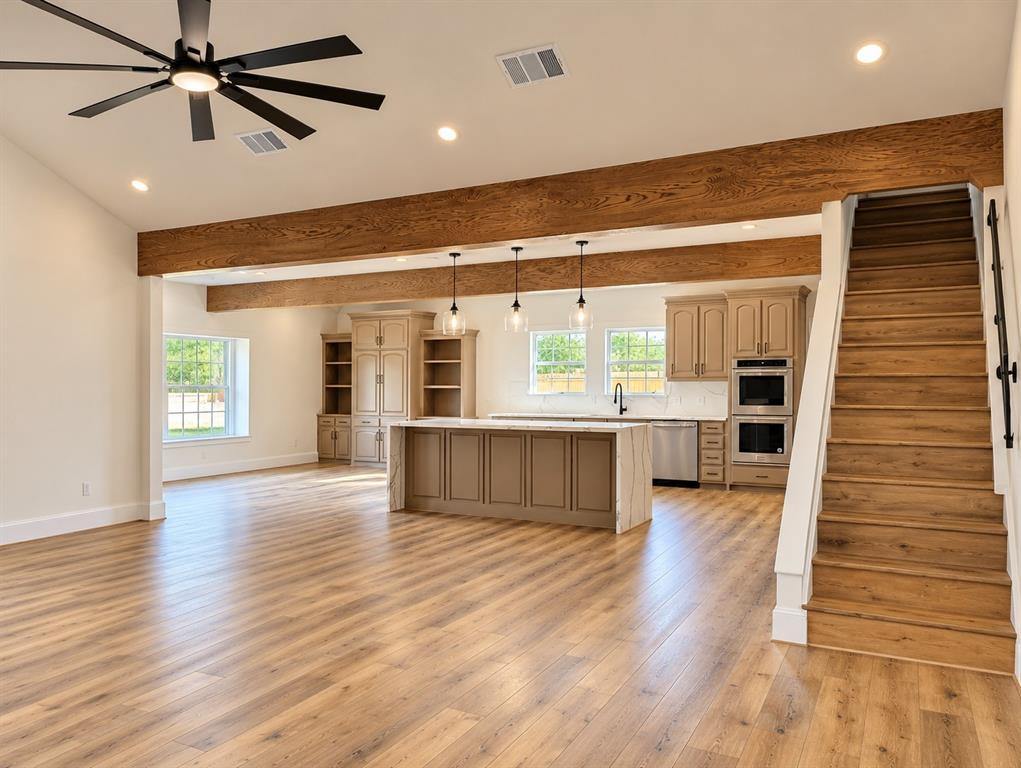 549 Pierce Road, Red Oak, TX 75154