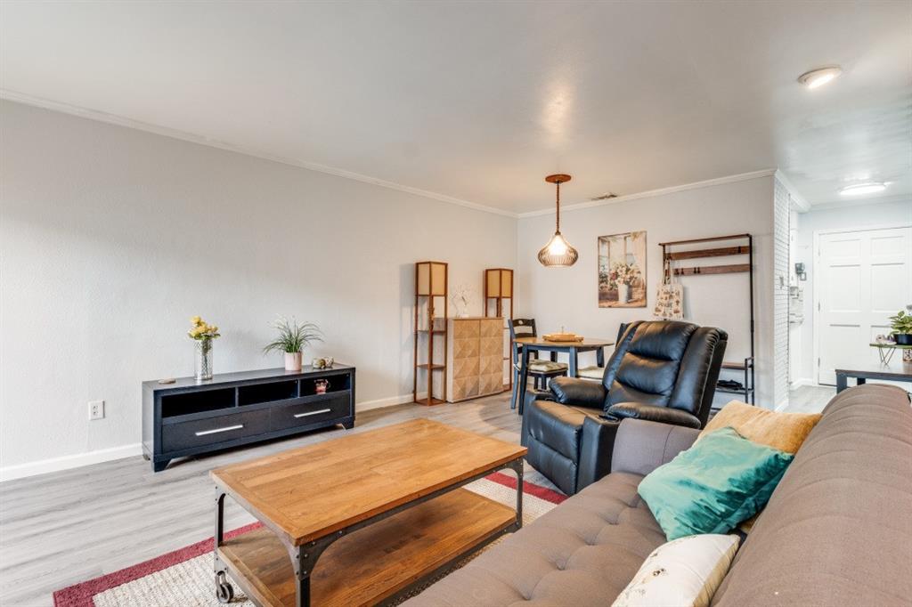 2816 Wycliff Avenue, Dallas, TX 75219 2816 Wycliff Avenue, Dallas, TX 75219